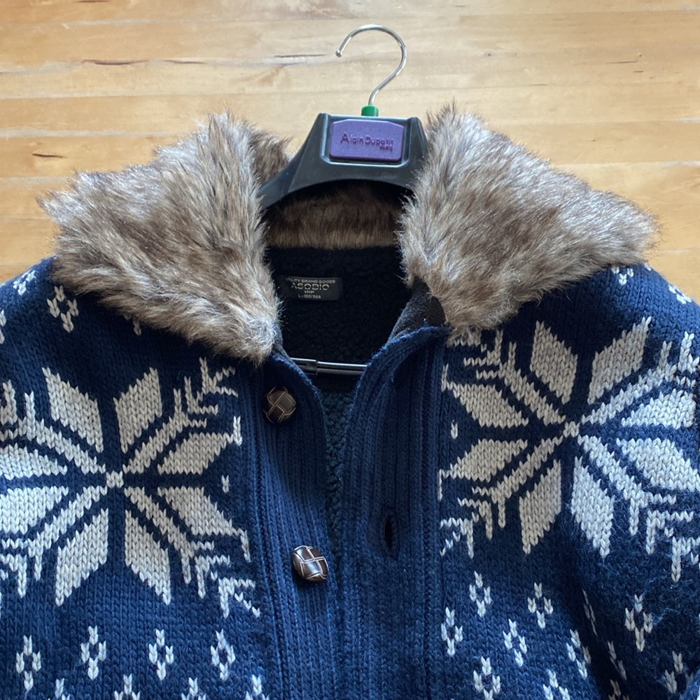 Men’s Fair Isle heavy Sherpa lined cardigan sweater faux fur collar EUC size L